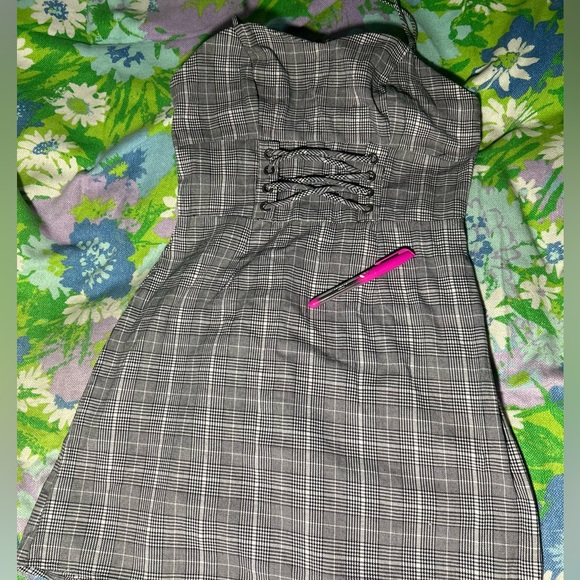 Corset Dress Lace-Up Corseted Style Plaid Spaghetti Strap Dress - Picture 5 of 9